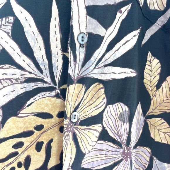 Vintage Tori Richard 100% Cotton Lawn Aloha Shirt Made in the USA in Size Medium - Picture 7 of 13